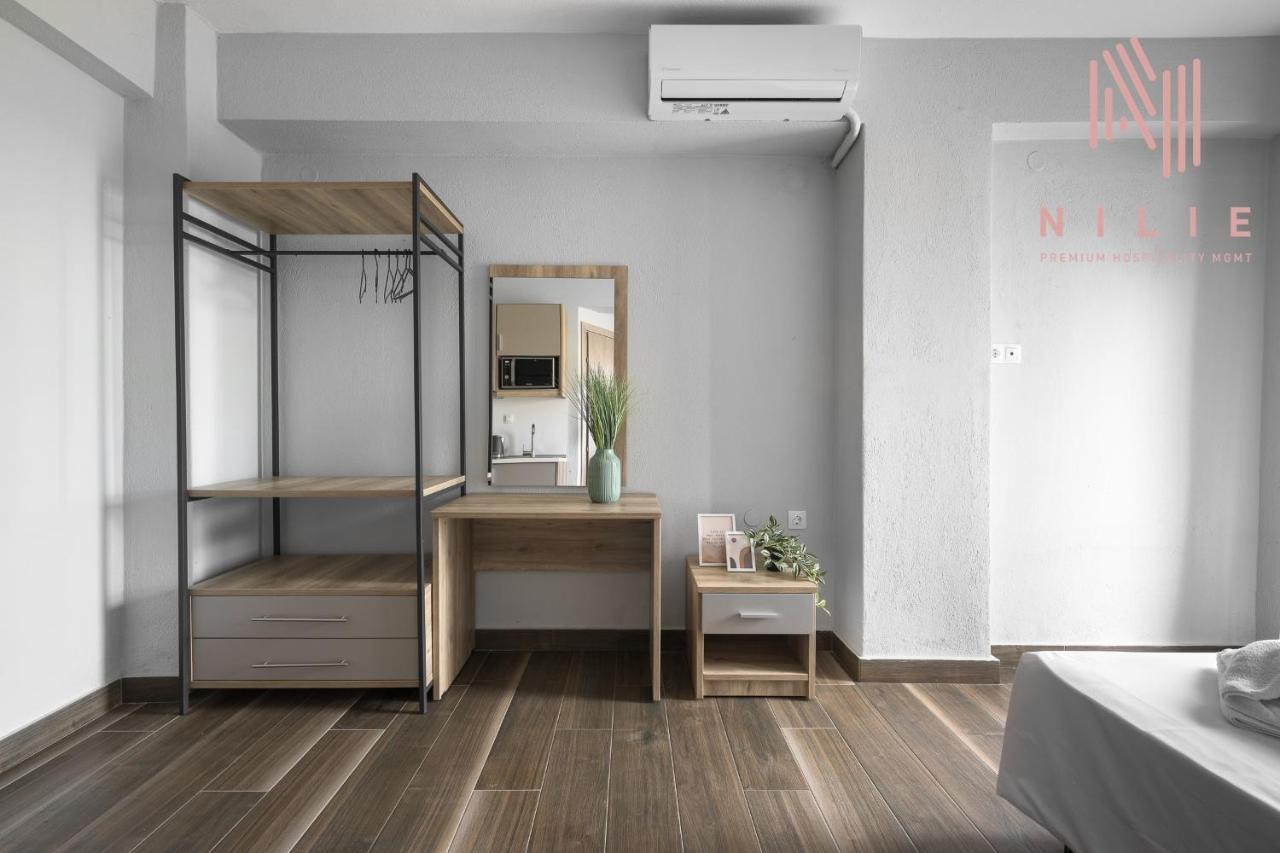 Ultima Summer Residence, Nilie Hospitality Mgmt Afytos Exteriör bild